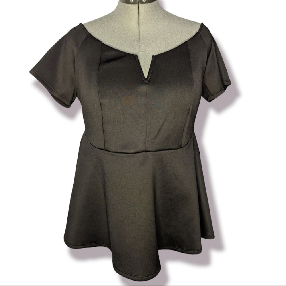 Women's Torrid Black Scuba Off-Shoulder V Bar Peplum Top, Torrid 0 / Large